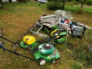 lot 246 image: Scrap Lawn Mowers