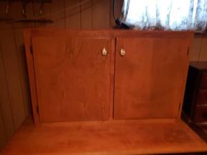 lot 101 image: Cabinet