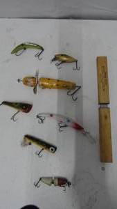 7 - Vintage Fishing Plugs with knife
