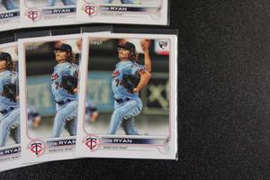 lot 17 image: 2022 Topps Joe Ryan #390 Rookie Card Lot  10 Cards