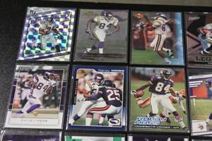lot 24 image: Randy Moss Minnesota Vikings Football Card Lot  20 Cards