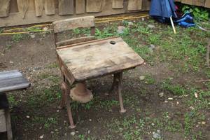 lot 968 image: Vintage MetalWood School Desk with Chair