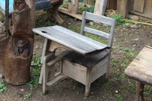 lot 969 image: Vintage Childrens Wooden School Desk with Chair