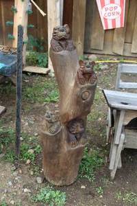 lot 970 image: Bear theme Wooden Carving