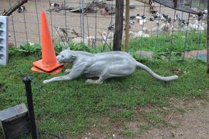 lot 1024 image: Cougar theme Aluminum Garden Statue
