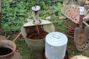 lot 1057 image: Vintage Stainless Steel Feeder, Water Pump Water Fountain