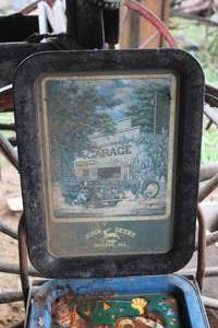 lot 1085 image: Vintage 2001 John Deere A Better Day With REA Collectible Tray