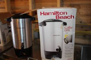 lot 1195 image: Hamilton Beach 42-cup Coffee Urn (in box)