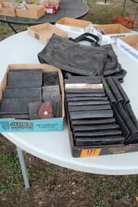 lot 1982 image: Leather Retail Lot (New) - (4) Purses, (23) Wallets