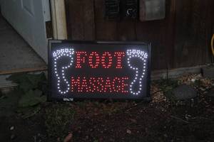 lot 1987 image: Foot Massage Light