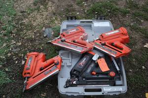 lot 1993 image: Lot of (4) Paslode Impulse Nailers