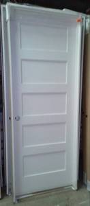 lot 25 image: Bayer, Interior Door. 32  prehung