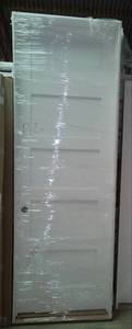 lot 28 image: Bayer, Interior Door. 32 x 96. prehung