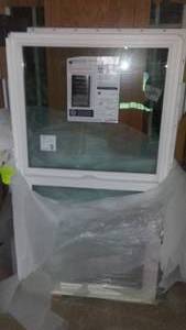 lot 33 image: WINDSOR Single Hung Window.