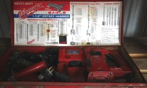 lot 205 image: Milwaukee Hammer Drill. 1.5 in. Rotary