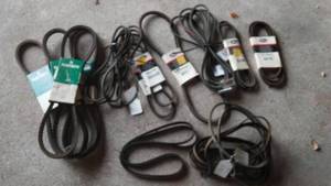lot 211 image: V and Serpentine Belts, Big Lot.