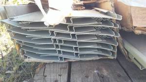 lot 131 image: Certainteed Mainstreet siding, J Channel, and more