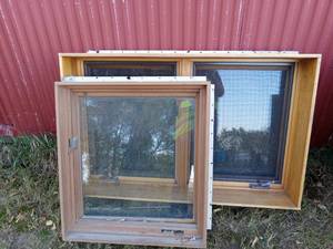 lot 101 image: Wood Windows (2)