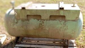 lot 112 image: Air Tank. M.A. Wp 200 Psi 450.