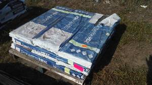 lot 182 image: GAF Timberline High-Definition Shingles (12 Bundles).