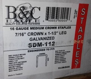 lot 256 image: B&C Eagle 16 Gauge Staples.