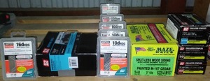 lot 403 image: Variety of Nails and Staples. Simson 10 d HDG nails (5)