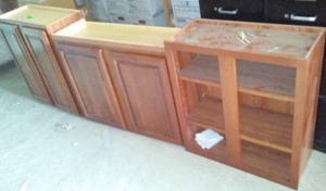 lot 502 image: Used Upper Cabinets.