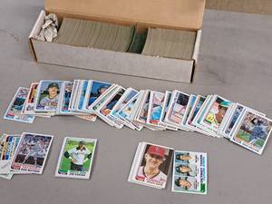 Lot of (1 Box) 1982 Topps Baseball Collectors Cards