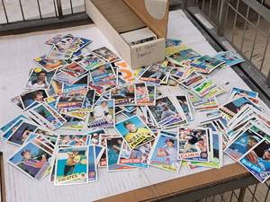 Lot of (1 Box) 1985 Topps Baseball Collectors Cards
