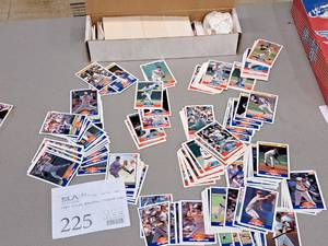 Lot of (1 Box) 1989 Score Baseball Collectors Cards