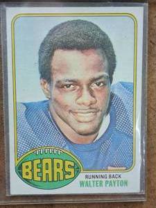 1976 Walter Payton Bears RB Topps Football Collectors Card (in a sleeve)