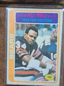 1978 Walter Payton #34 Bears RB Topps Football Collectors Card (in a sleeve)