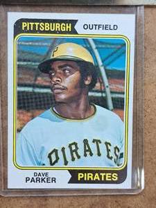 1974 Dave Parker Pirates Outfield Topps Baseball Collectors Card (in a sleeve)