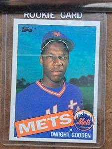 1985 Dwight Gooden Mets Pitcher Topps Baseball Rookie Card Collectors Card (in a sleeve)