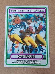 1979 Dan Fouts #14 Chargers QB Topps Football Record Breaker Collectors Card