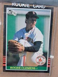 1985 Roger Clemens Red Sox Pitcher Donruss Baseball Rookie Card Collectors Card (in a sleeve)