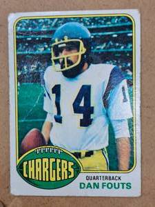 1976 Dan Fouts #14 Chargers QB Topps Football Collectors Card