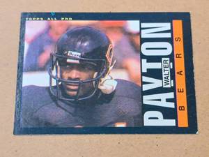1985 Walter Payton Bears RB Topps Football Collectors Card