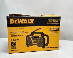 lot 123 image: 20V MAX Compact Cordless Bluetooth Radio (Tool Only)
