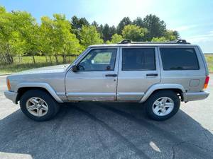 2000 Jeep Cherokee Limited - 4X4
