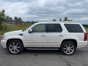 2008 Cadillac Escalade - AWD - 2 OWNERS