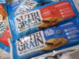 12 Assorted NutriGrain Breakfast Ba...