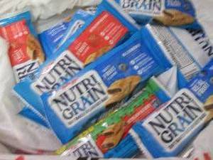 12 Assorted NutriGrain Breakfast Ba...