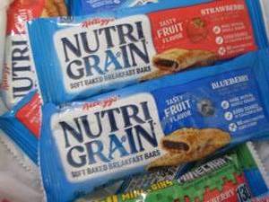 12 Assorted NutriGrain Breakfast Ba...
