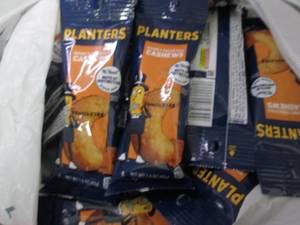 12- 1.05 oz pks Planters Honey Roas...