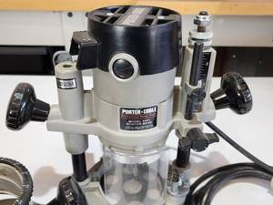 lot 26 image: Porter Cable Router Model 6931