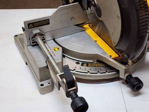 lot 101 image: DeWalt 12 Compound Miter Saw Model DW705