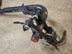lot 125 image: Auto Hitch Bicycle Carrier