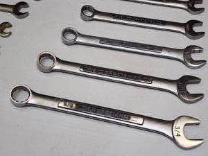 lot 140 image: Assorted Craftsman Standard Wrenches