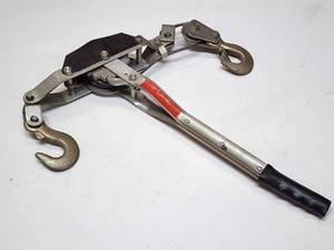 lot 142 image: Cable Winch Puller